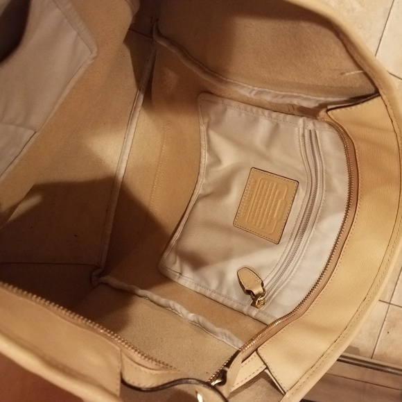 Coach bag - Picture 2 of 2